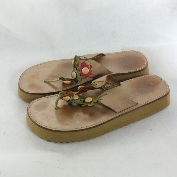 AMERICAN EAGLE OUTFITTERS Leather Thong Sandals - Picture 4 of 7
